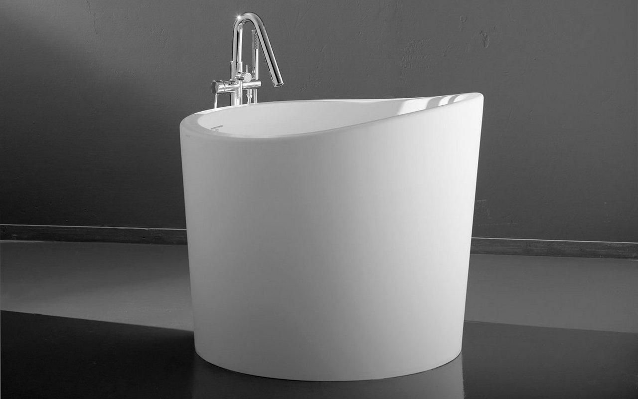 Colonna-120 Floor Mounted Tub Filler – Chrome