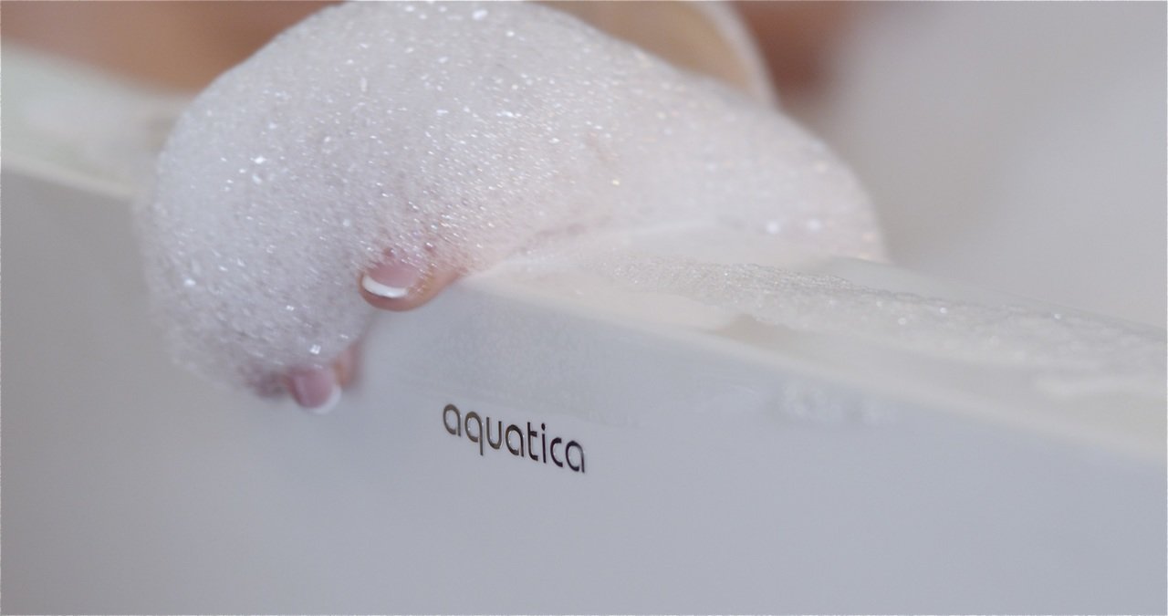 Aquatica Karolina 2 70.75" Matte White Freestanding Solid Surface Bathtub